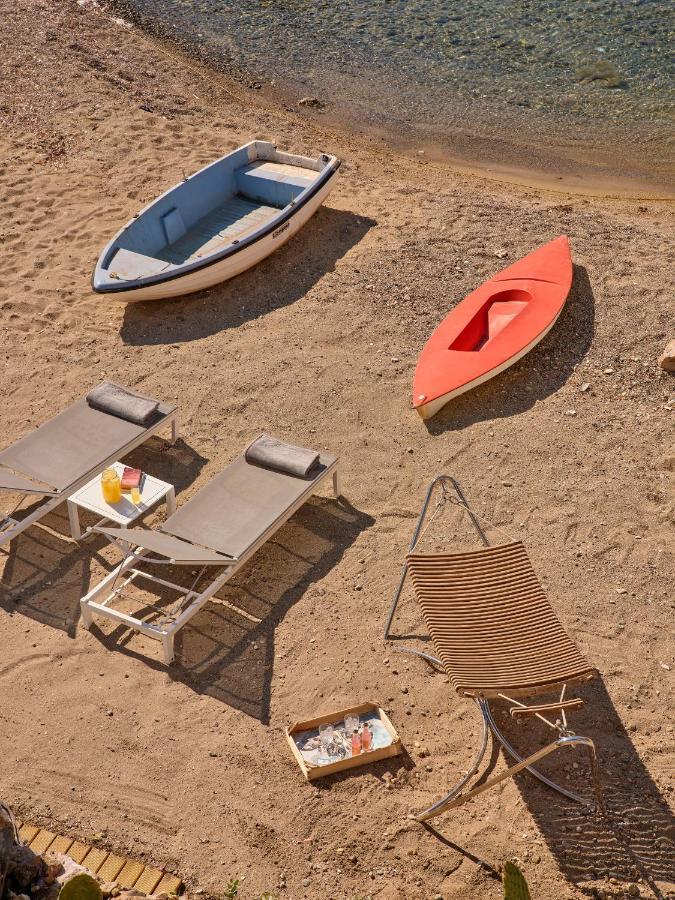 The Elephant Beach House Kimolos Exterior photo